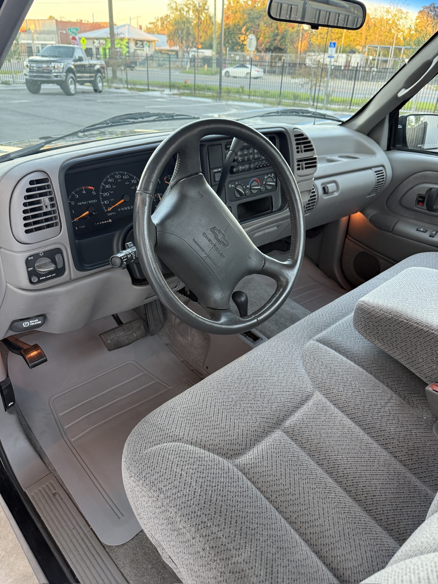 7172B019-CCBA-48D4-B8F5-CEC4E8AC2AB6_1_102_o