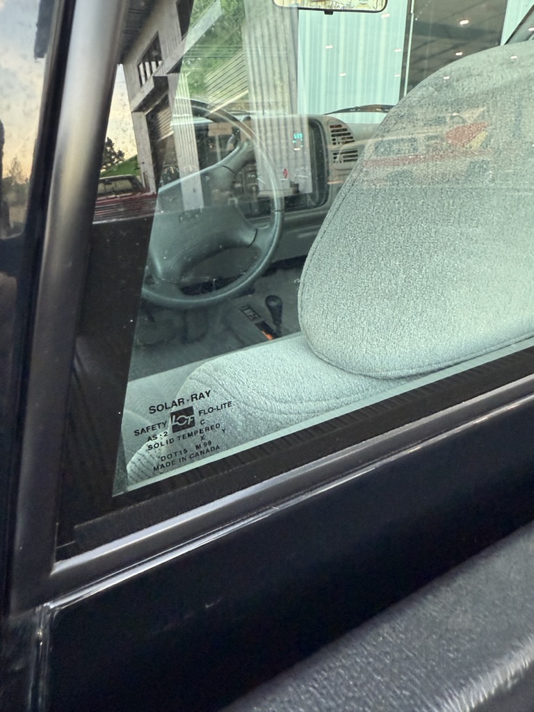 81FEEC49-F30F-4290-A092-C4EA12251D7F_1_105_c