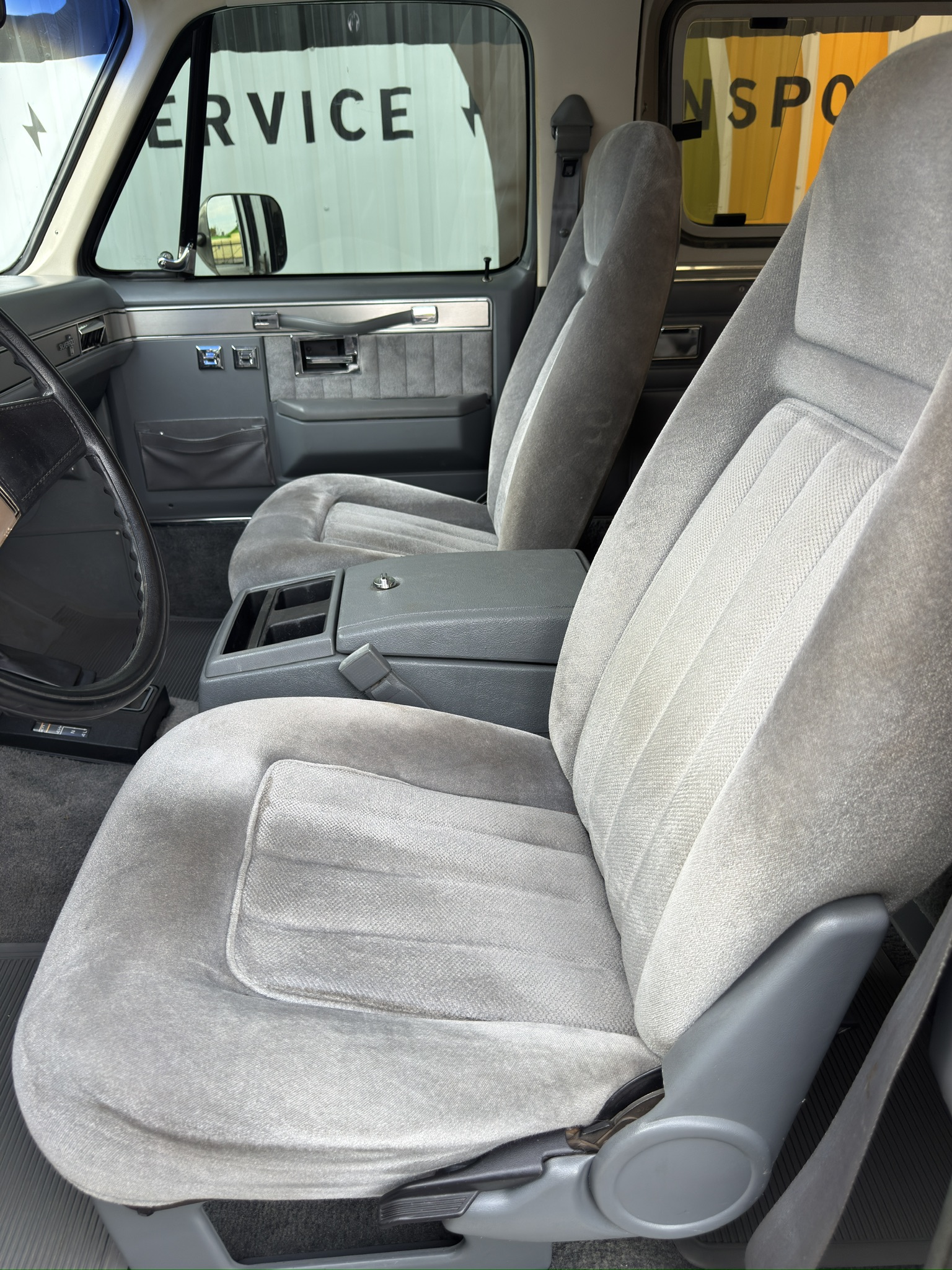 E11F9582-A49A-4C66-8ABB-21C39BAFA64F_1_102_o